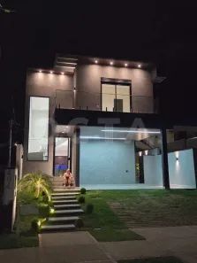 Casa de Condomínio com 3 Quartos à venda, 202m² no Granja Marileusa, Uberlândia
