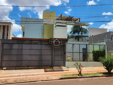 Sobrado com 3 Quartos à venda, 215m² no Vila do Polonês, Campo Grande