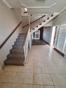 Sobrado com 3 Quartos para alugar, 314m² no Vila Maria Luiza, Ribeirão Preto