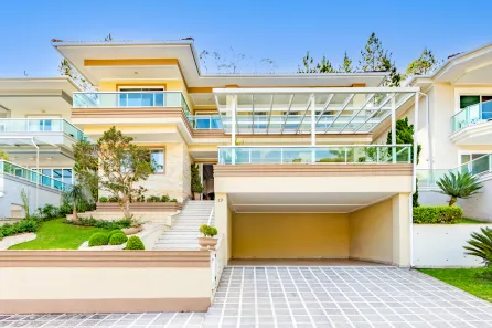 Casa de Condomínio com 4 Quartos à venda, 286m² no Pimenteiras, Teresópolis