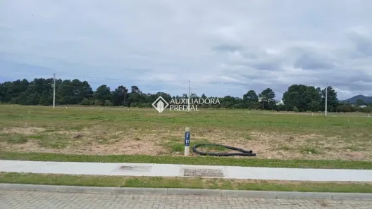 Lote/Terreno à venda, 375m² no São João do Rio Vermelho, Florianópolis