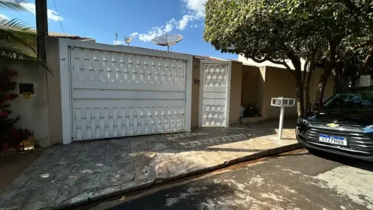 Casa com 2 Quartos à venda, 115m² no Centro, Mirassol