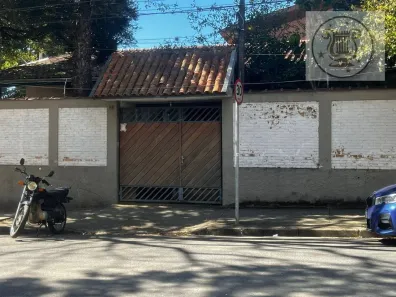 Casa com 4 Quartos à venda, 220m² no Loteamento Chácaras Pastorelli, Taubaté