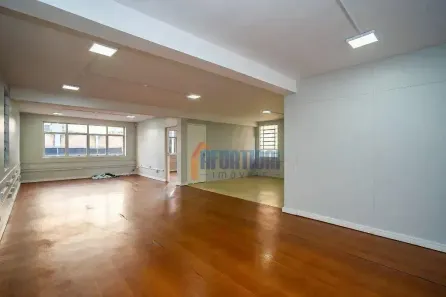 Sala Comercial para alugar, 123m² no Centro, Curitiba