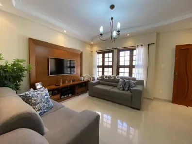 Casa com 3 Quartos à venda, 284m² no Vila Naly, Caçapava