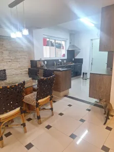 Sobrado com 3 Quartos à venda, 133m² no Engordadouro, Jundiaí