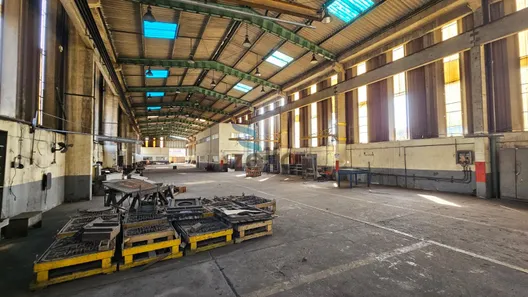 Galpão/Depósito/Armazém para alugar, 2500m² no Cantão, Barra do Piraí