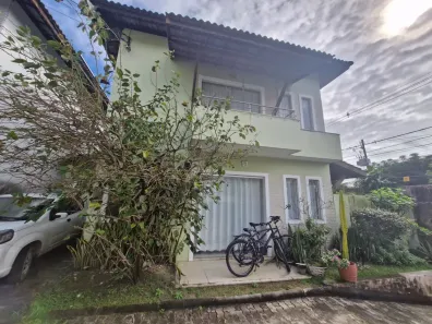 Casa de Condomínio com 4 Quartos à venda, 150m² no Buraquinho, Lauro de Freitas