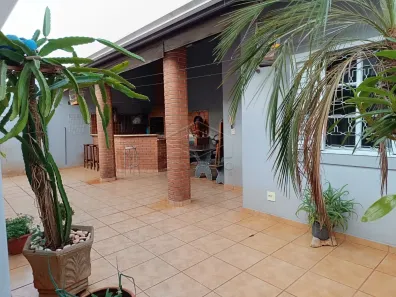 Casa com 3 Quartos à venda, 250m² no Jardim América, Jaú
