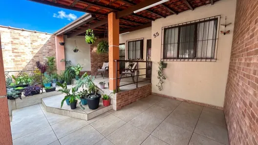 Casa com 2 Quartos à venda, 124m² no Água Limpa, Volta Redonda