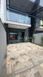 Sobrado com 3 Quartos à venda, 128m² no Estância Velha, Canoas
