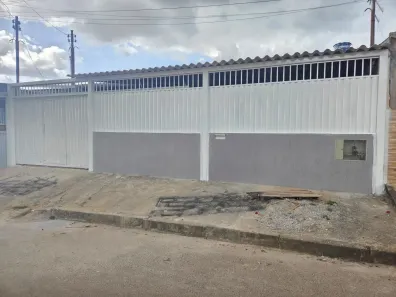 Casa com 4 Quartos à venda, 150m² no Recanto das Emas, Brasília