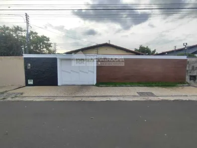 Casa com 3 Quartos para alugar, 390m² no Morada do Sol, Teresina