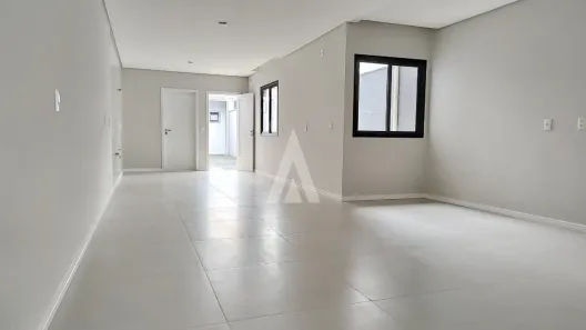 Sobrado com 3 Quartos à venda, 186m² no Boa Vista, Joinville