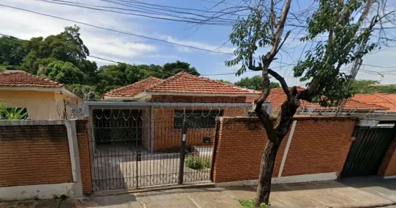 Casa com 3 Quartos para alugar, 226m² no Centro, Araraquara