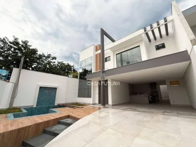 Casa com 3 Quartos à venda, 220m² no Jardim Amália, Volta Redonda