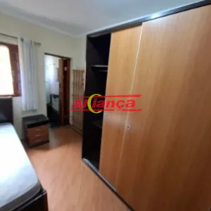 Sobrado com 3 Quartos para alugar, 200m² no Vila Rosália, Guarulhos
