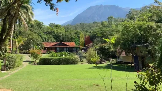 Fazenda/Sítio com 6 Quartos à venda, 450m² no Fazenda da Serra Penedo, Itatiaia