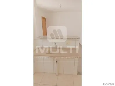 Apartamento com 2 Quartos à venda, 43m² no Chácaras Tubalina e Quartel, Uberlândia