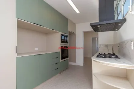 Apartamento com 3 Quartos à venda, 233m² no Santa Cecília, São Paulo
