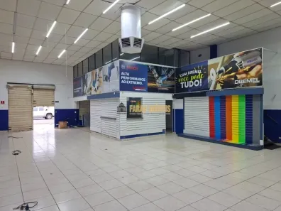 Imóvel Comercial com 1 Quarto para alugar, 570m² no Jacomo Violin, Londrina