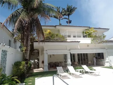 Casa com 5 Quartos à venda, 420m² no Balneário Praia do Pernambuco, Guarujá