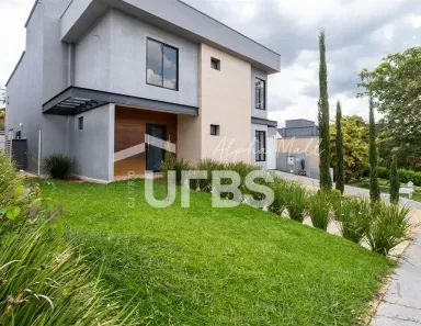 Sobrado com 5 Quartos à venda, 390m² no Jardins Paris, Goiânia