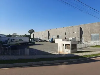 Galpão/Depósito/Armazém para venda ou aluguel, 533m² no Cidade Industrial, Curitiba