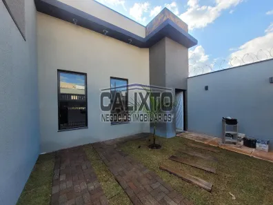 Casa com 3 Quartos à venda, 120m² no Novo Mundo, Uberlândia