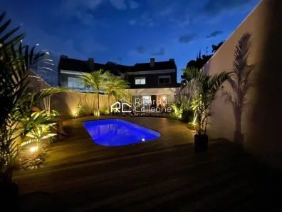 Casa com 4 Quartos à venda, 247m² no Mossunguê, Curitiba