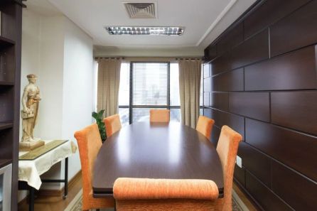 Sala Comercial à venda, 106m² no Centro, Curitiba