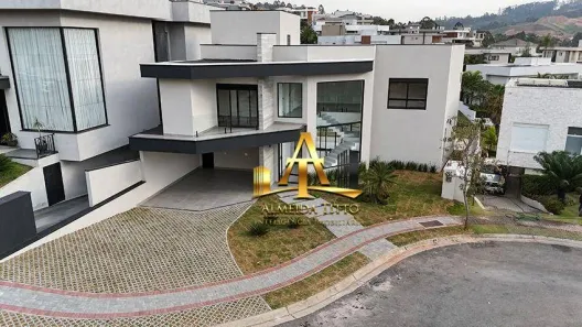 Casa de Condomínio com 4 Quartos à venda, 350m² no Cidade Tamboré, Santana de Parnaíba