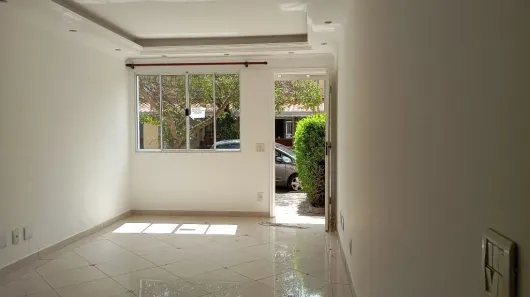 Casa de Condomínio com 2 Quartos à venda, 60m² no Granja Viana, Cotia