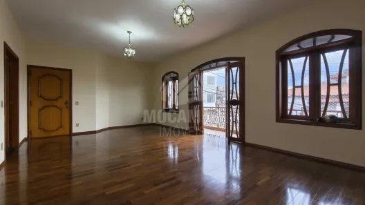 Casa com 3 Quartos à venda, 250m² no Vila Bela Vista, Itatiba