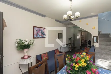 Casa com 2 Quartos à venda, 250m² no Jardim Labitary, São Paulo