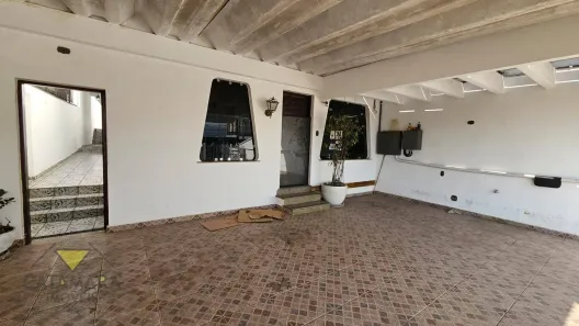 Imóvel Comercial com 3 Quartos para alugar, 240m² no Lagoa Seca, Mogi das Cruzes