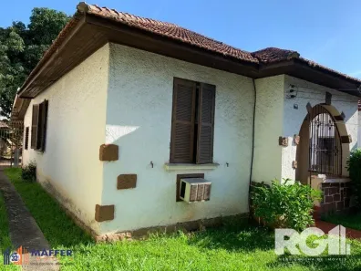 Casa com 3 Quartos à venda, 387m² no Passo da Areia, Porto Alegre