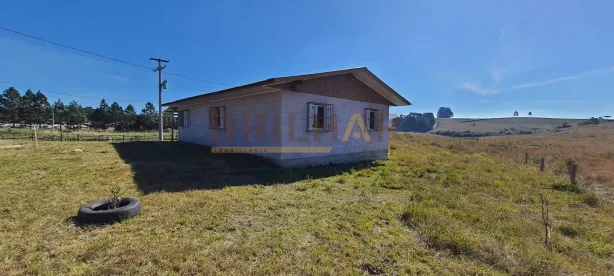 Fazenda/Sítio com 4 Quartos à venda, 90m² no Sagrada Família, Caxias do Sul