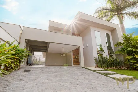 Casa de Condomínio com 5 Quartos à venda, 332m² no Floresta, Joinville