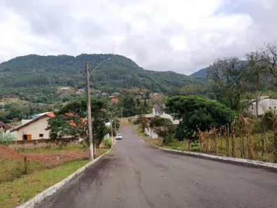Lote/Terreno à venda, 412m² no Centro, Picada Café