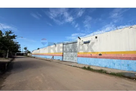 Galpão/Depósito/Armazém à venda, 648m² no Boa Vista-Castelão, Fortaleza