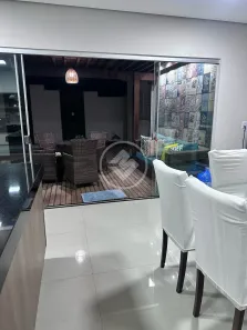 Casa de Condomínio com 3 Quartos à venda, 250m² no Residencial Solar da Chapada, Cuiabá