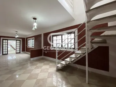 Sobrado com 3 Quartos à venda, 223m² no Jardim do Portal, Jacareí