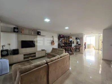 Casa com 3 Quartos à venda, 158m² no Manoel Valinhas, Divinópolis