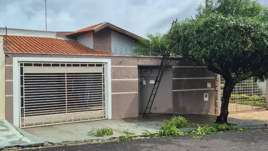 Casa com 3 Quartos à venda, 177m² no Jardim Imperador, Araraquara