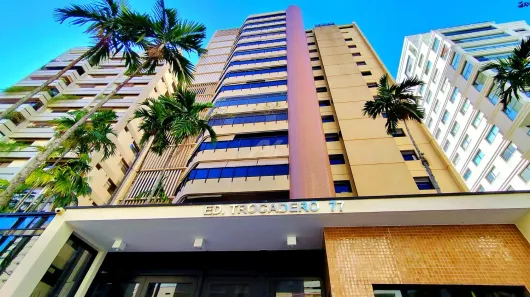 Apartamento com 4 Quartos para alugar, 330m² no Cambuí, Campinas