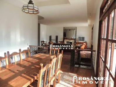 Casa de Condomínio com 4 Quartos para venda ou aluguel, 329m² no Carlos Guinle, Teresópolis