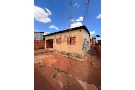 Casa com 3 Quartos à venda, 45m² no Conjunto Maurício Arantes, Rio Verde