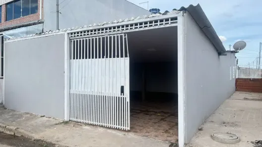 Casa com 2 Quartos à venda, 120m² no Recanto das Emas, Brasília