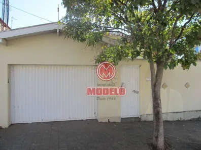 Casa com 3 Quartos para alugar, 135m² no Paulista, Piracicaba